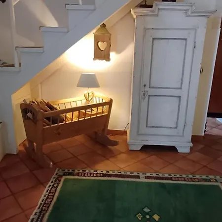 La Casetta Nel Apartment *